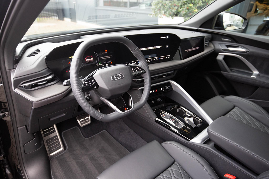 50531863-5.jpg